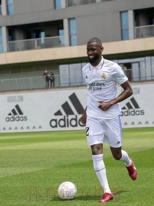 记者:皇马对免签吕迪格乐观 他们想有3顶级中卫 记者:皇马对免签吕迪格乐观 他们想有3顶级中卫